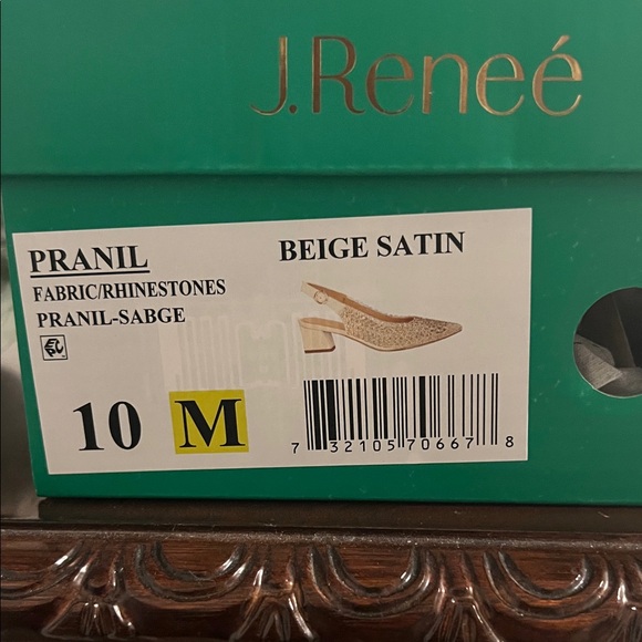 J.Renee Sparkling Gold Slingback Heels - Picture 7 of 7